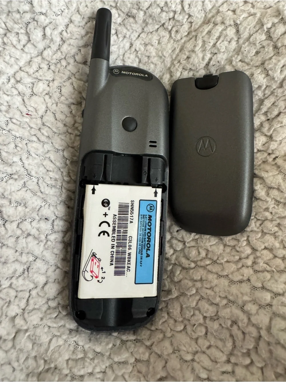 Motorola Timeport Mobile Phone in Black and Green
